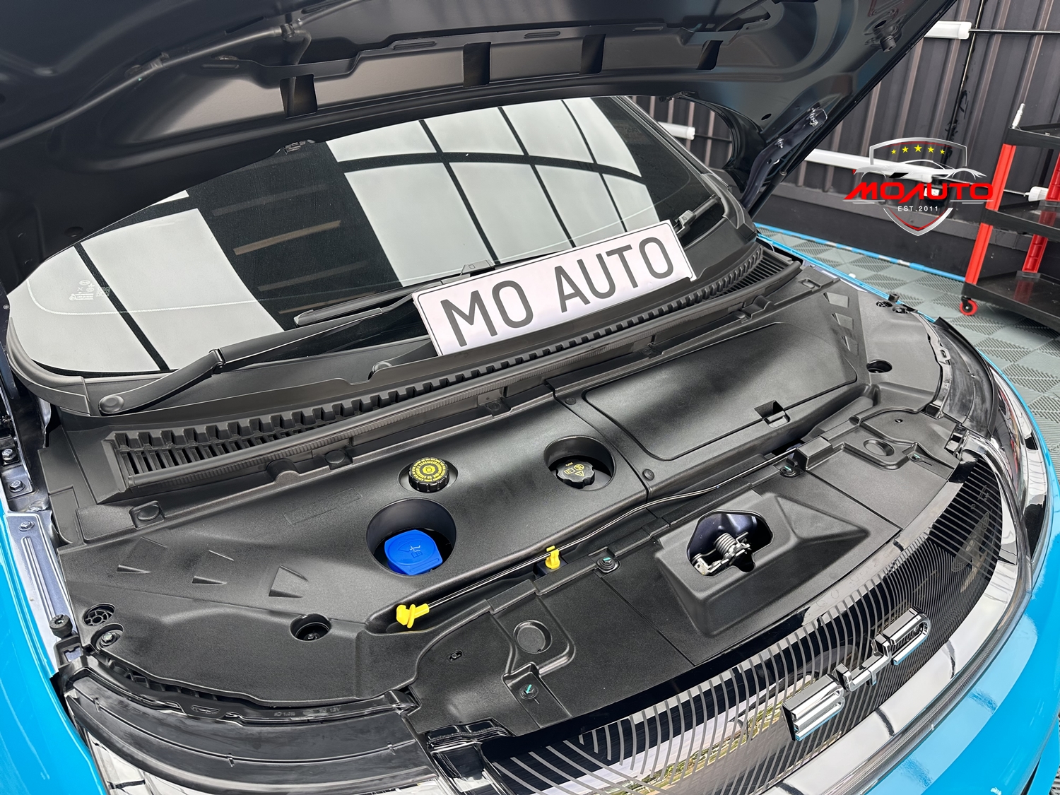 แผ่นปิดใต้ฝากระโปรงหน้าพร้อมช่องเก็บของ BYD DOLPHIN