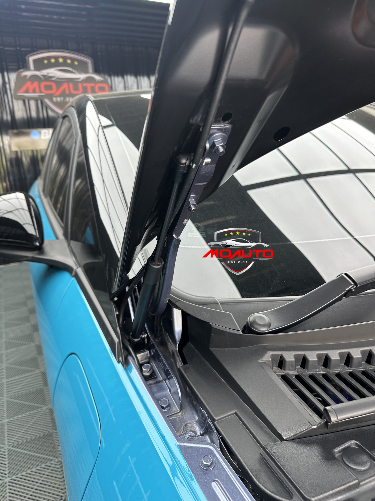 โช้คฝากระโปรงหน้า BYD DOLPHIN