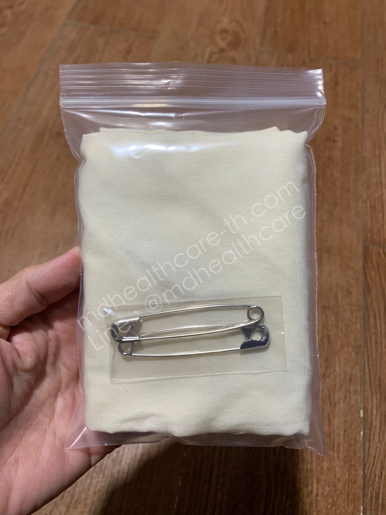 ผ้าสามเหลี่ยมปฐมพยาบาล ขนาด 90*90*130cm (1ผืน+เข็มกลัด+เชือก) ผ้าดิบฝ้าย ใช้งานซ้ำได้ตลอด