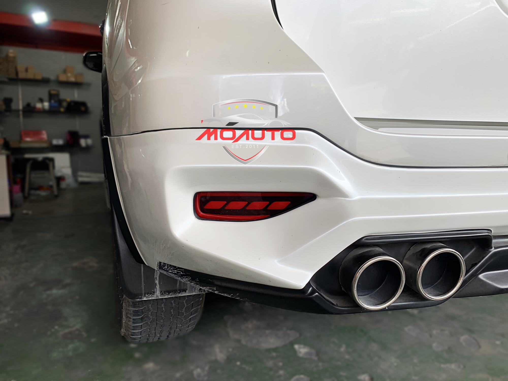 ไฟทับทิมกันชนท้าย V1 New Fortuner