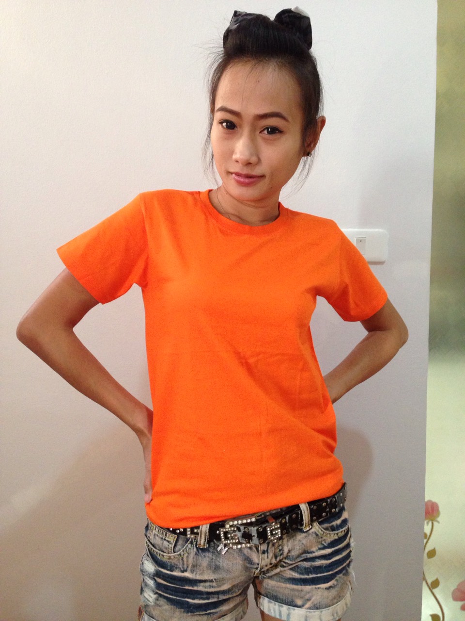 เสื้อยืด สีส้ม 4XL คอกลม