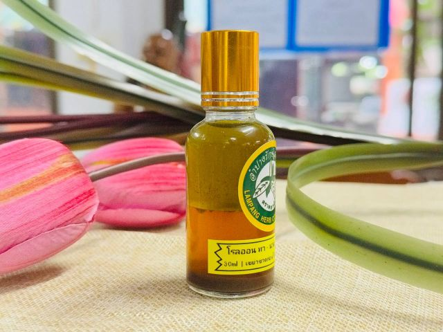 โรลออน ทา-นวด-ปวด-หาย ; ปริมาตร 30 ml. (ขวดหัวลูกกลิ้งสแตนเลส ; แพ็คในกล่องสีน้ำตาล)