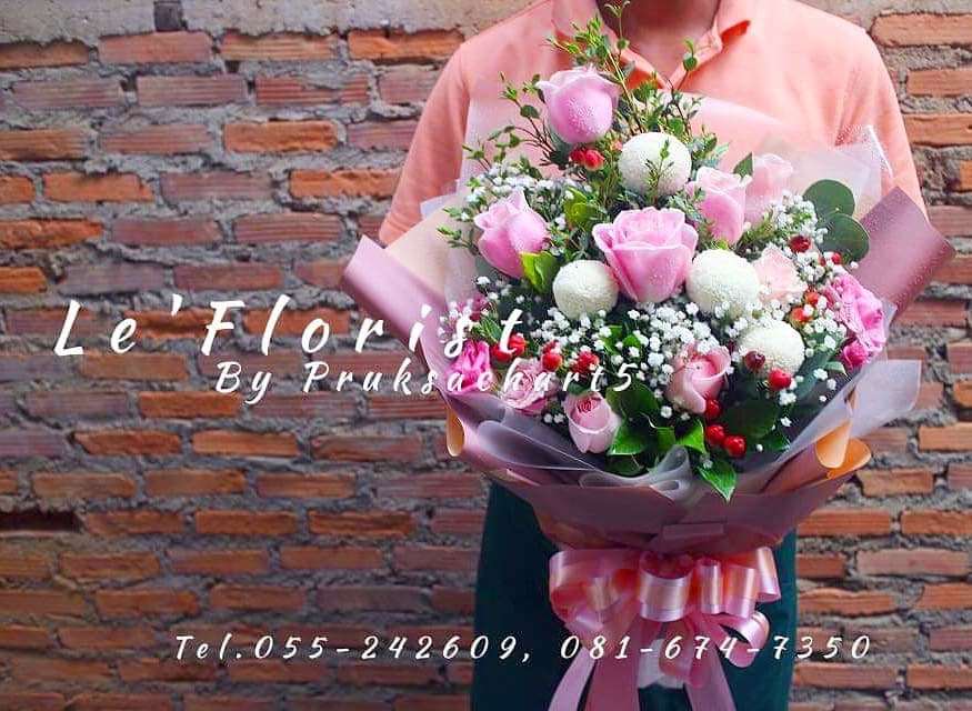 ช่อดีไซน์โทนขาวชมพู