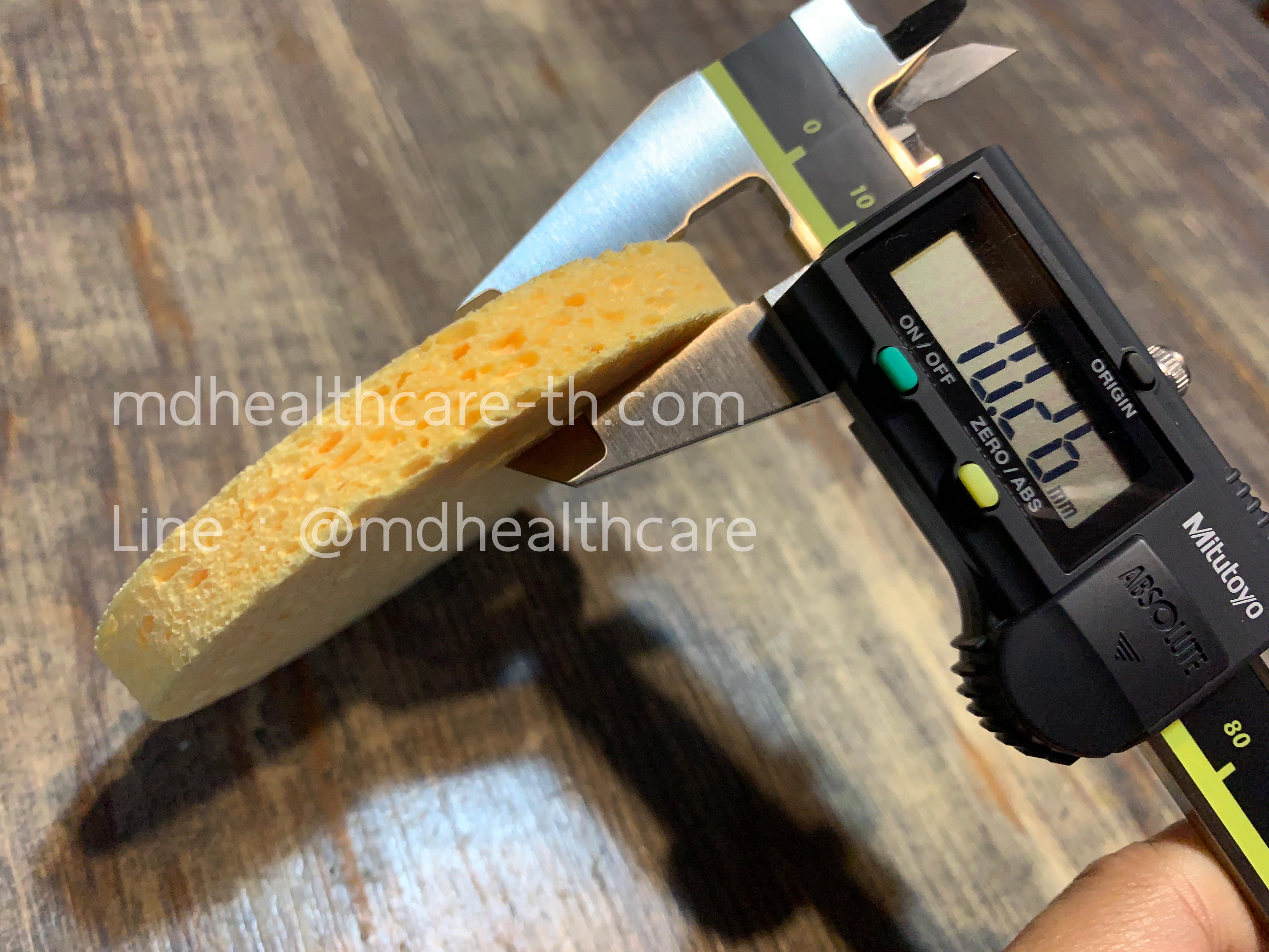 (2ชิ้น/ห่อ) ฟองน้ำล้างหน้า ขัดหน้า ขัดสิวเสี้ยน ขนาด 8cm หนา 1cm