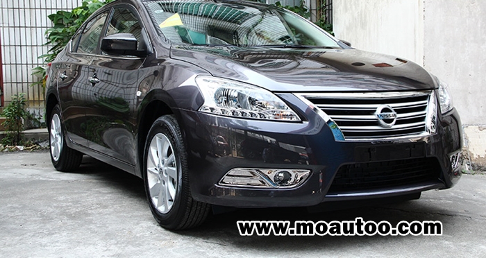 ครอบไฟตัดหมอกโครเมียม Nissan Sylphy