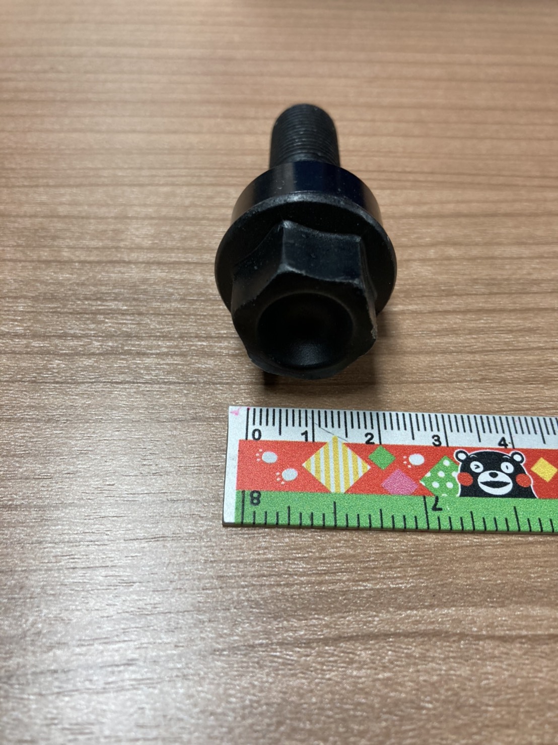 น๊อตล้อ PORSCHE CAYENNE (92A, 9YA) (1ชุด = 4ตัว) / WHT004676A