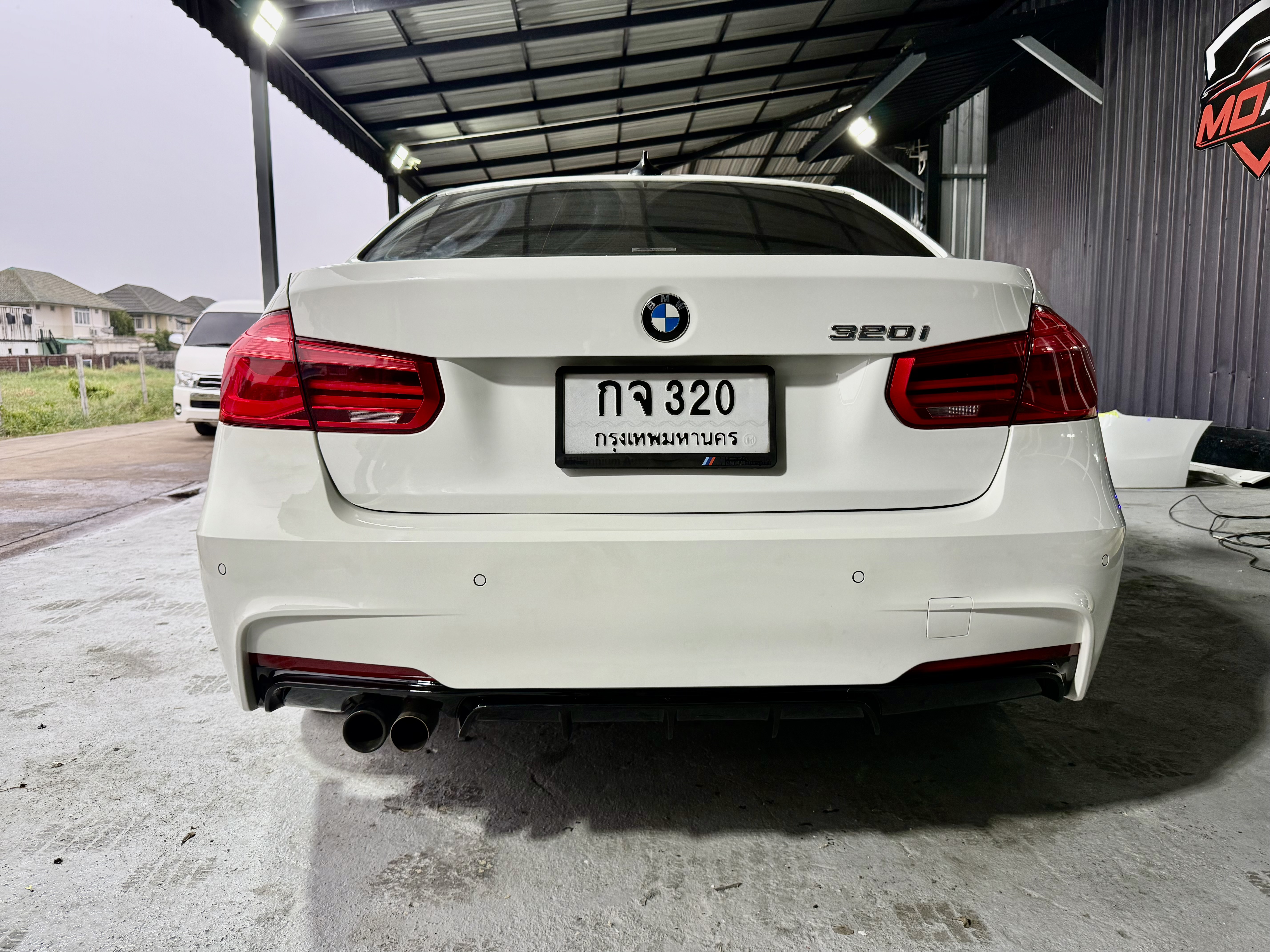 ชุดแต่งรอบคัน M SPORT สำหรับ BMW F30