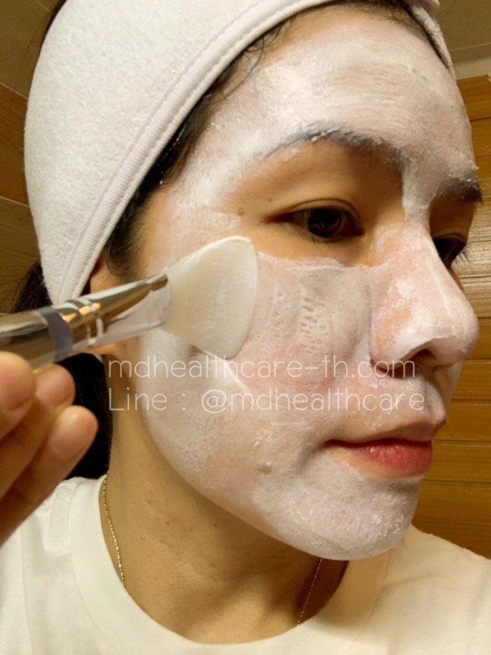 แปรงมาร์คหน้า ซิลิโคน (นูนกลาง/ด้ามใส)***แปรงอ่อนนุ่มมาก เกรดพรีเมี่ยมA