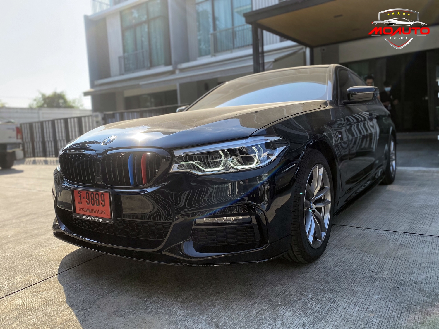 ลิ้นหน้า BMW Series 5 G30 ดำเงา ทรง MP
