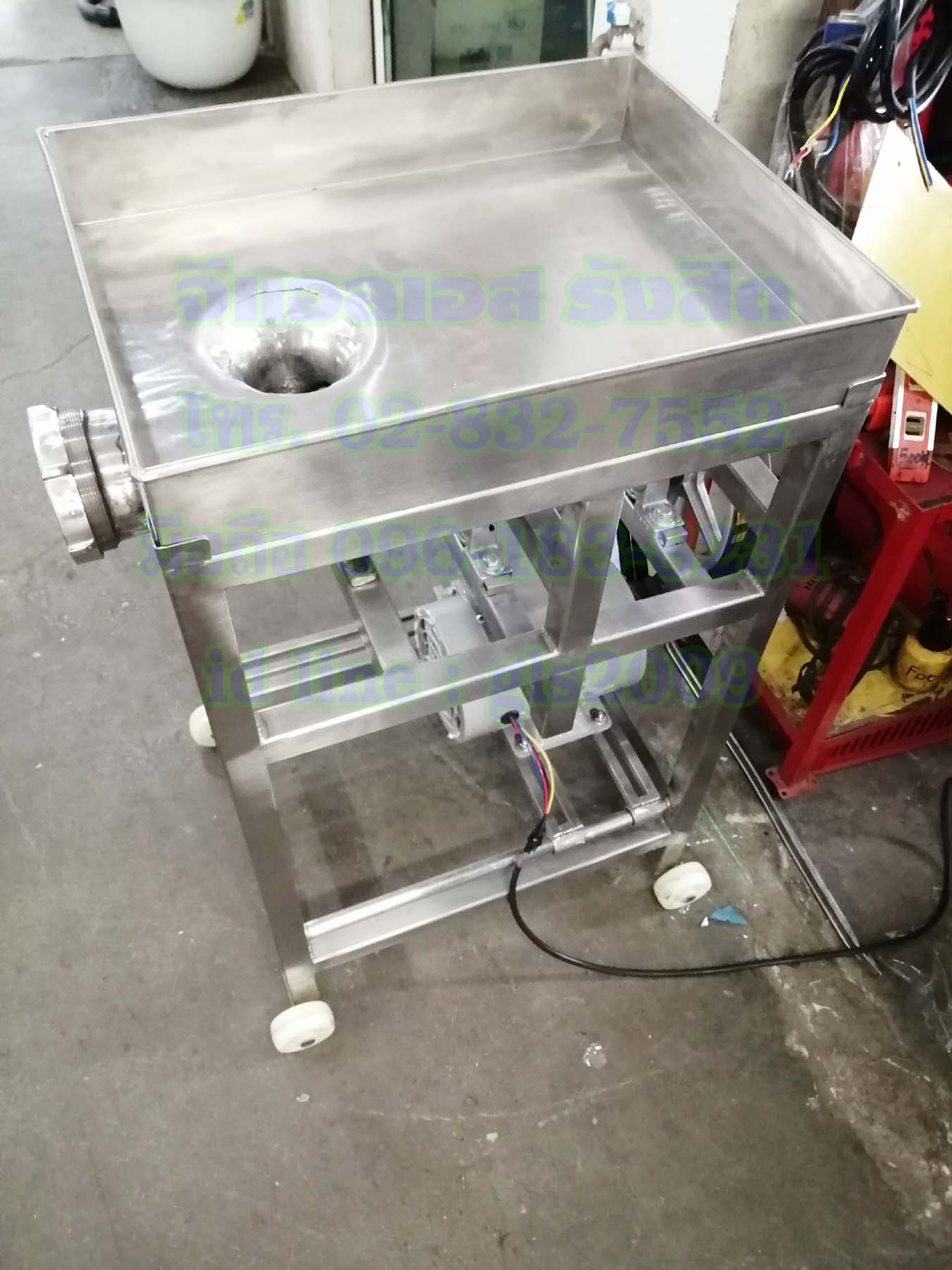 เครื่องบดหมูสแตนเลสเบอร์32 มอเตอร์1แรง