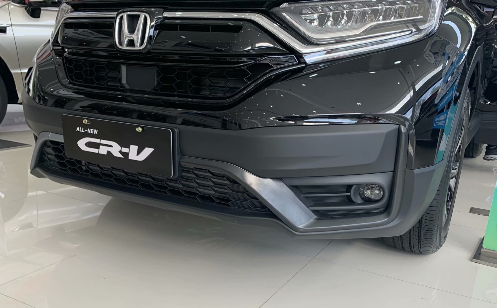 คิ้วกระจังหน้าล่าง CR-V G5 MC 2020