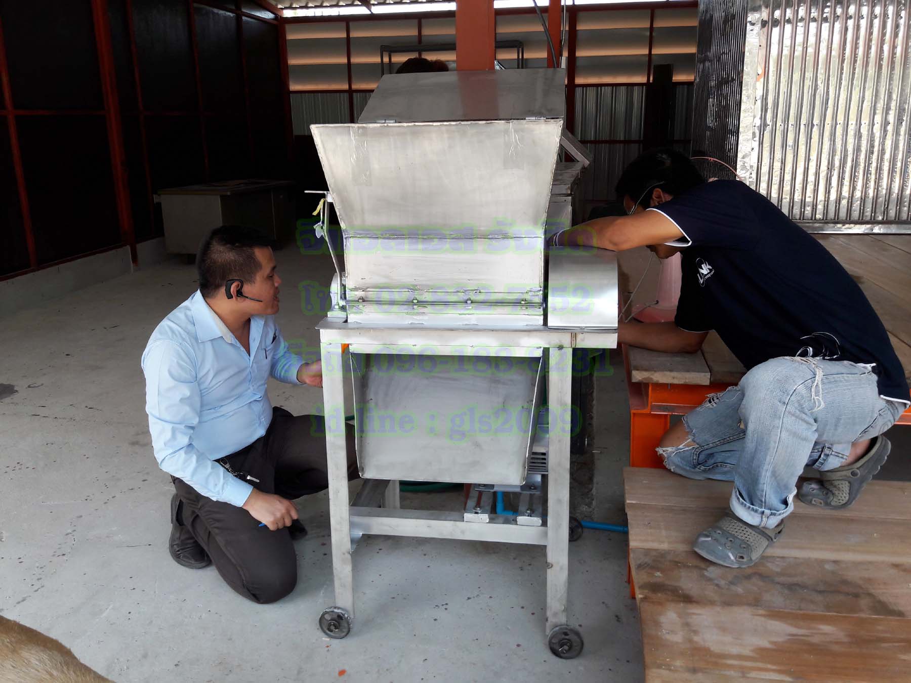 เครื่องโม่แข็งสแตนเลส2กั๊กมอเตอร์3แรง