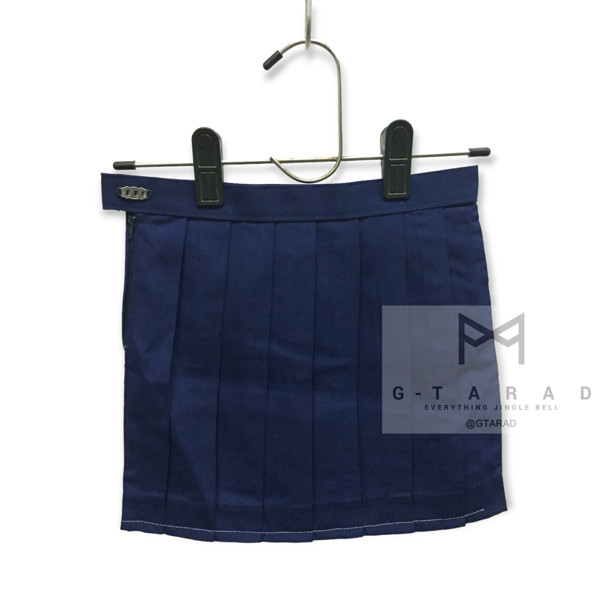 กระโปรงนักเรียนอนุบาลตราสมอ สีกรมอ่อน จีบรอบ กระดุมหน้าหลัง