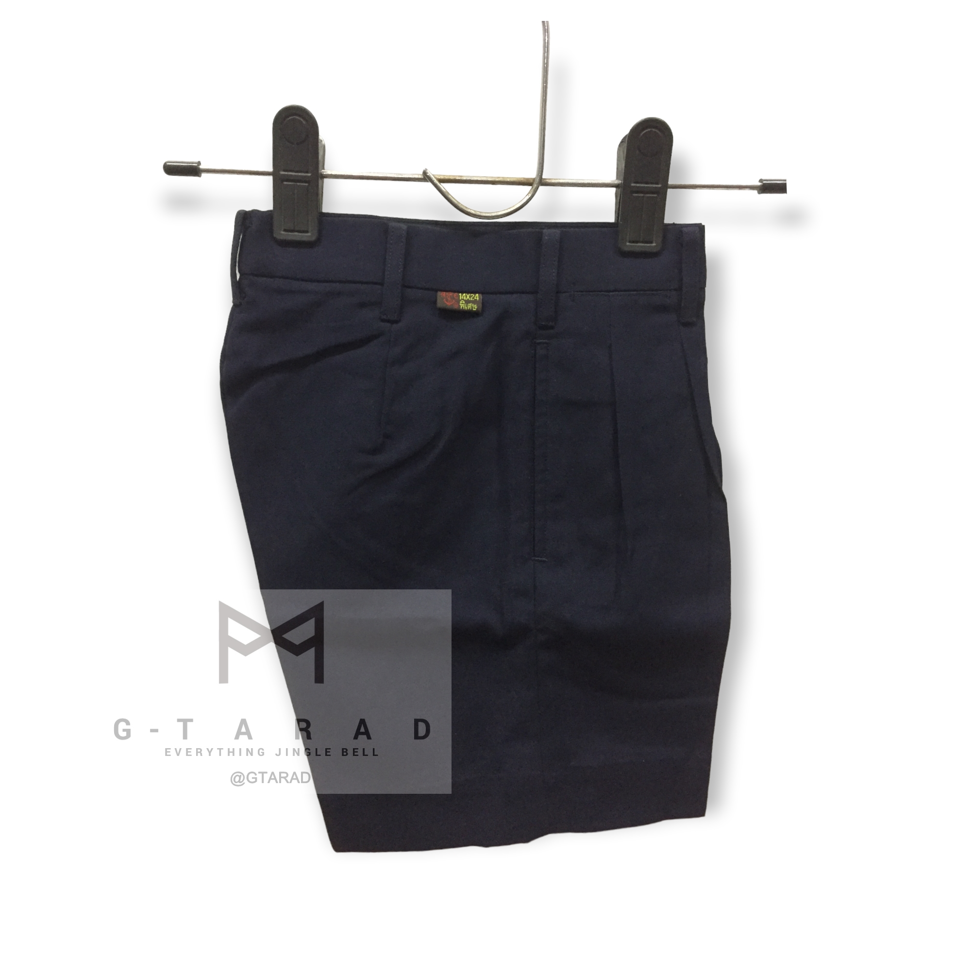 กางเกงนักเรียนตราสมอ สีกรมท่า (กรมเข้ม) กรมเหล่าอากาศ ยาว 19 นิ้ว (เอว 28-39 นิ้ว)