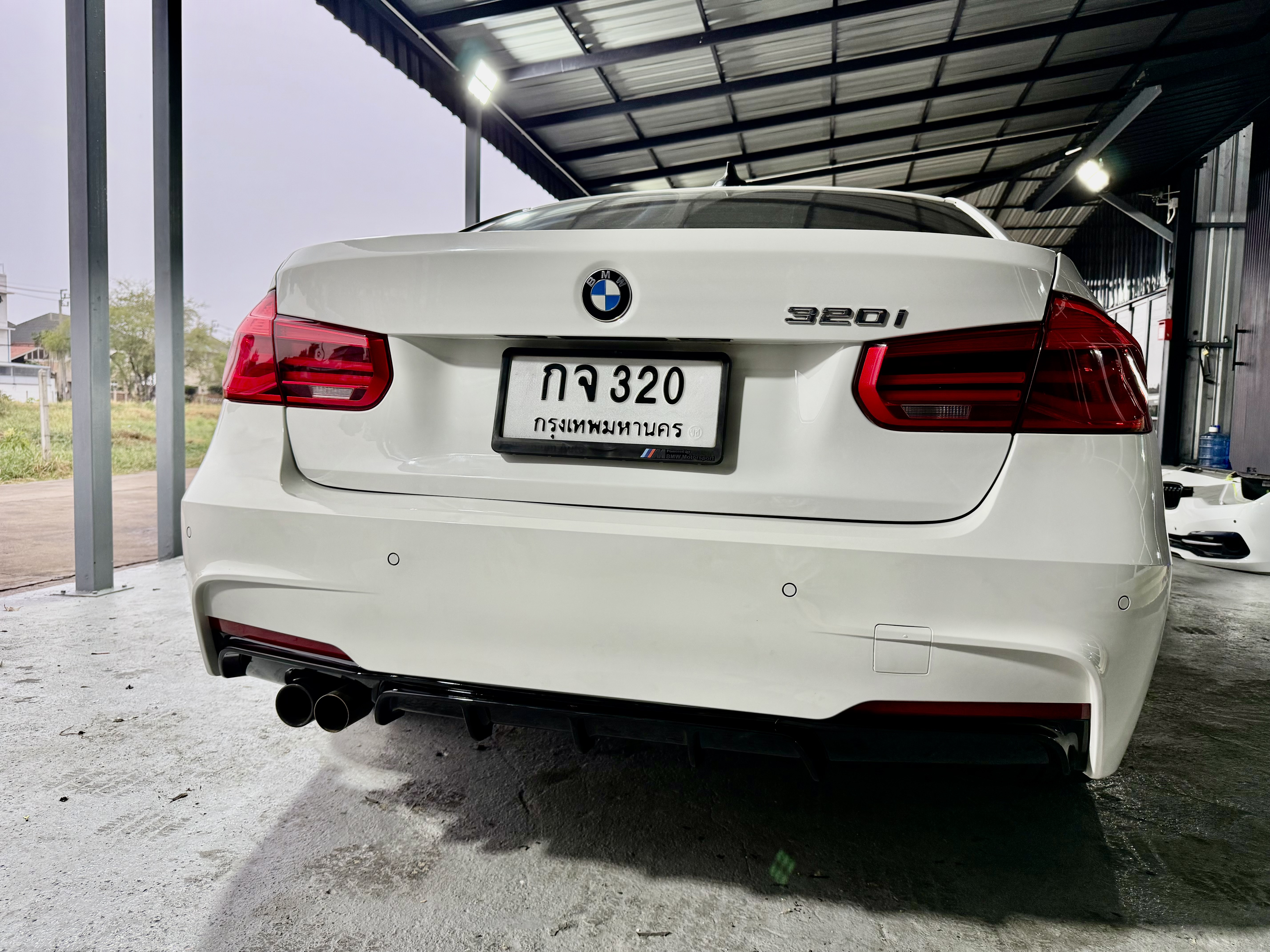 ชุดแต่งรอบคัน M SPORT สำหรับ BMW F30