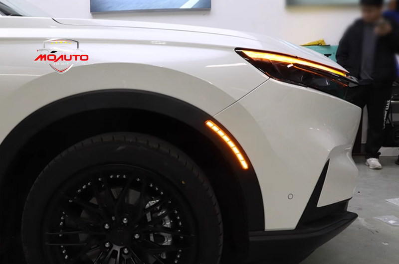 ไฟ LED คิ้วซุ้มล้อหน้า V2 CR-V G6