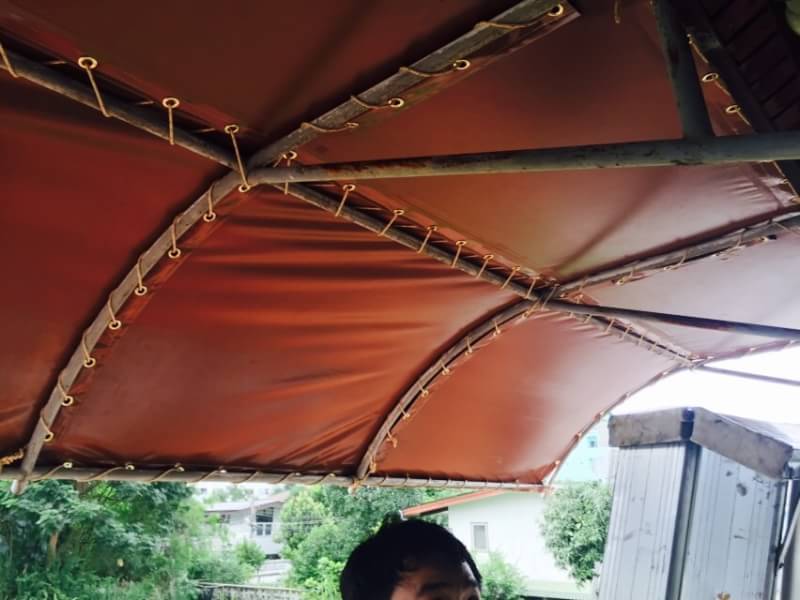 ผ้าใบชักรอก กว้าง 6เมตร สูง 5.5มตร (ไม่รวมเสาค้ำ) กันสาดผ้าใบ ชักรอกผ้าใบ ผ้าใบม้วนขึ้นลง ผ้าใบม้วนเก็บได้ ผ้าใบตลาดนัด มีทุกสี 6m x 5.5m