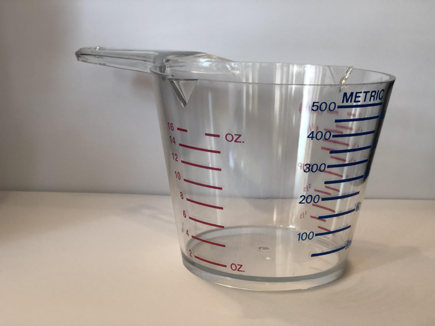 ถ้วยตวงแบบมีด้ามจับ 500ml