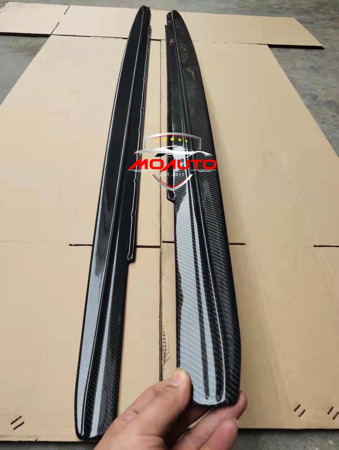 ลิ้นสเกิร์ตข้าง คาร์บอน แท้ / ดำเงา BMW G30