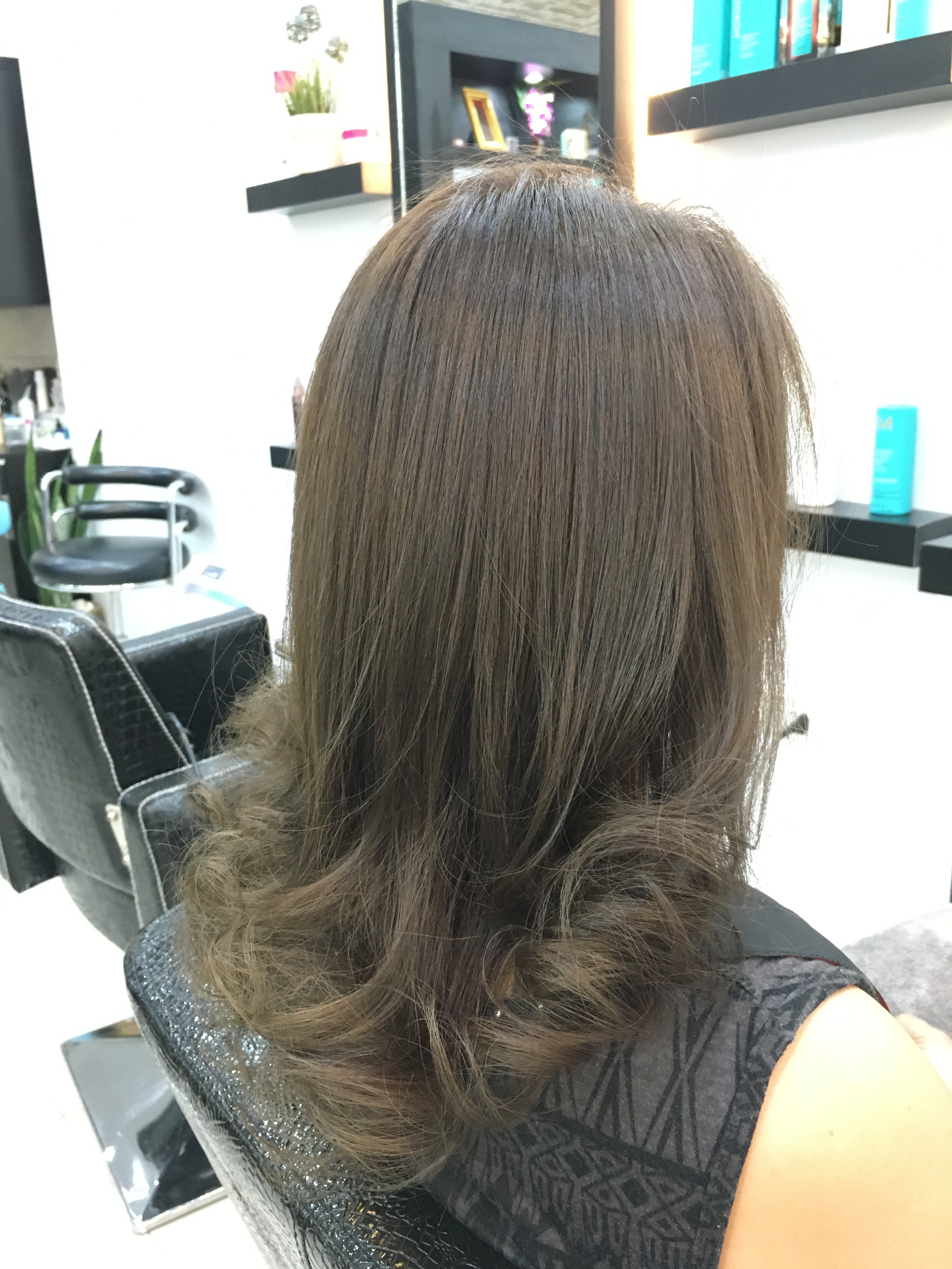 สีผม น้ำตาลประกายเขียวหม่น