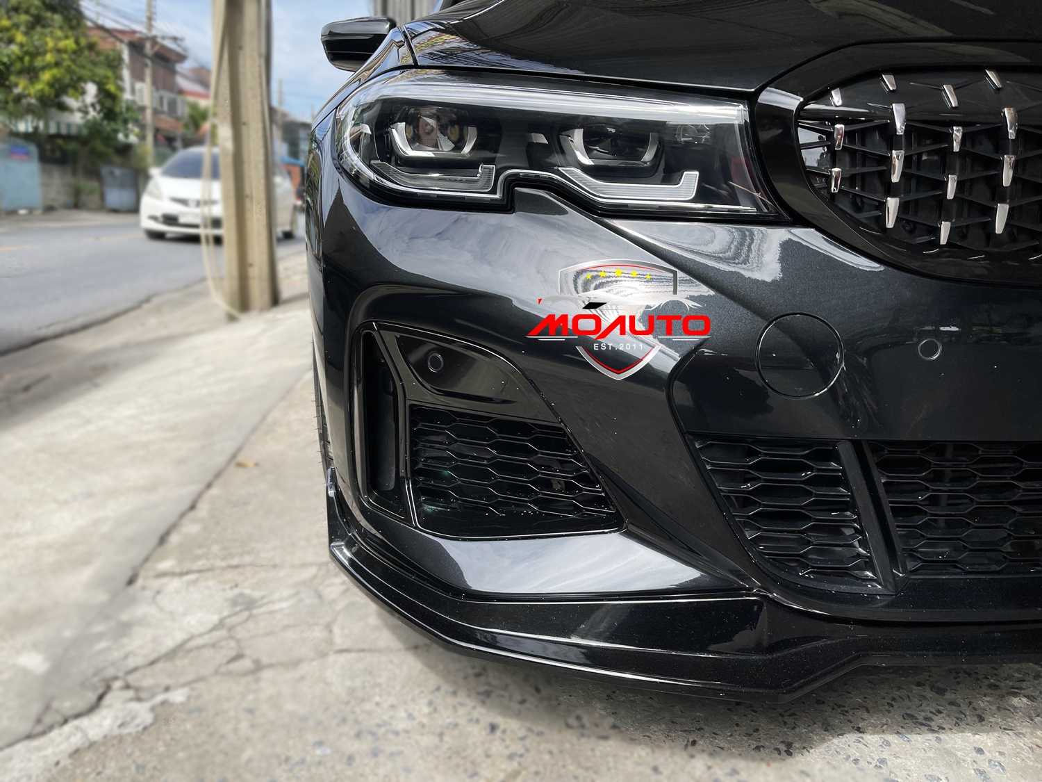 ฝาครอบช่องกันชนหน้าทรง M340 BMW G20