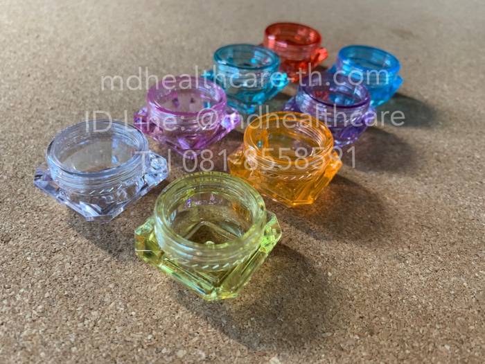 ตลับครีม 5กรัม ฐานทรงเพชร (10ชิ้น/ชิ้นละ3บาท) ฐานและฝาสีเดียวกัน