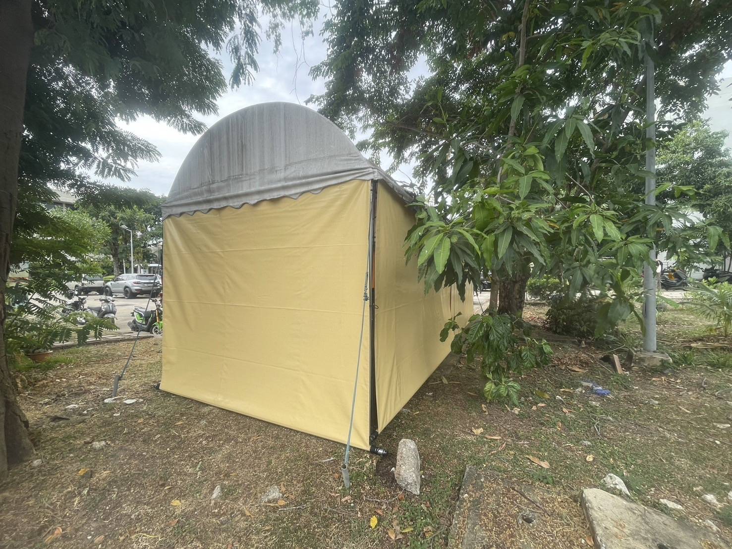 MKP TenT ผ้าใบชักรอก กว้าง 1เมตร สูง 1 เมตร (ไม่รวมเสาค้ำ) กันสาดผ้าใบ ชักรอกผ้าใบ ผ้าใบม้วนขึ้นลง ผ้าใบม้วนเก็บได้ มีทุกสี ขาว เทา ดำ น้ำเงิน แดง เขียว เหลือง ฟ้า ครีม ม่วง 1m x 1m