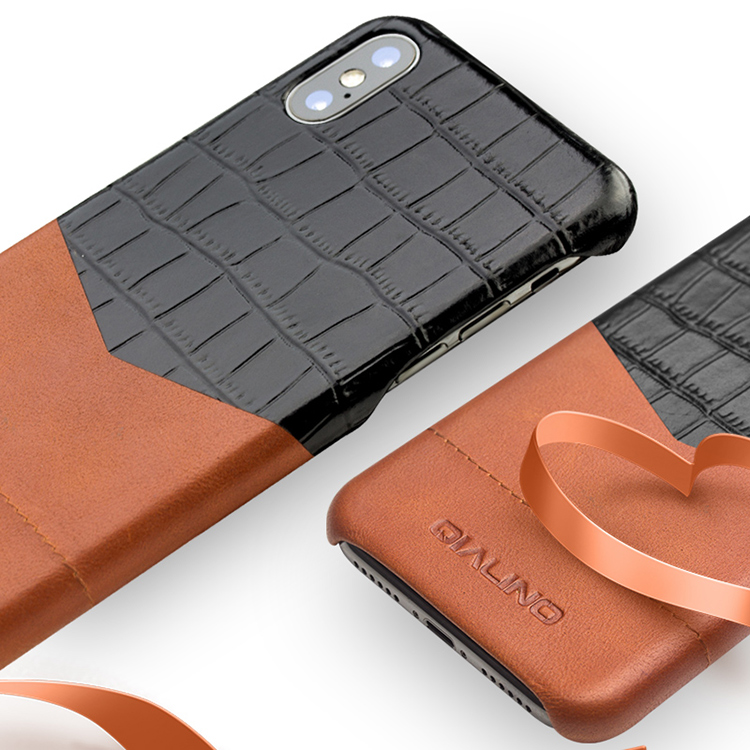 Case iPhone X, iPhone XS # Pre-Order * QIALINO ทำจากหนังแท้พรีเมี่ยม เนื้อจระเข้ที่ละเอียดอ่อนเพื่อการสัมผัสที่สะดวกสบาย *