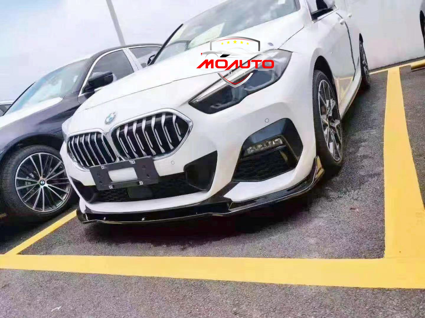 ลิ้นหน้าคาร์บอนแท้ BMW Series 2 Gran Coupe' F44 ทรง MP