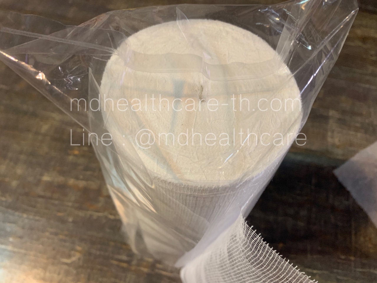 ผ้าก๊อซรองมาร์ค ประมาณ 330แผ่น/แบบม้วน ช่วยทำให้มาร์คเกาะติดผิวหน้าได้ดี และง่ายต่อการลอกมาร์คและทำความสะอาด