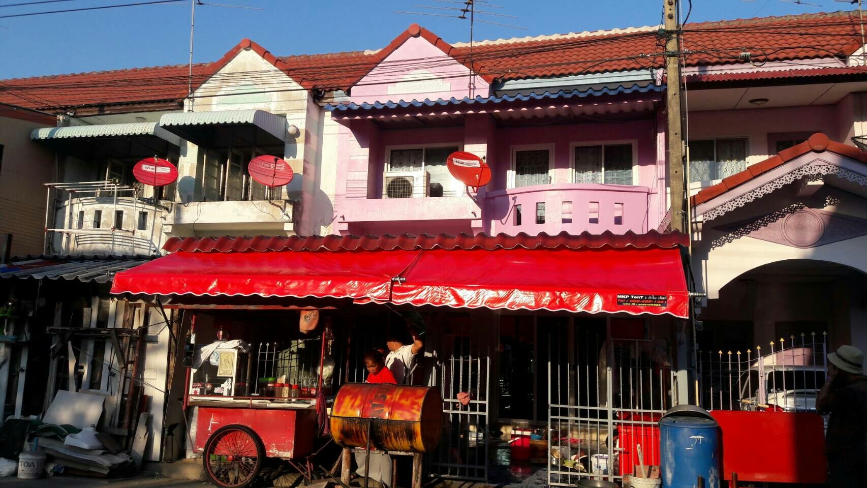 ผ้าใบชักรอก กว้าง 6เมตร สูง 5มตร (ไม่รวมเสาค้ำ) กันสาดผ้าใบ ชักรอกผ้าใบ ผ้าใบม้วนขึ้นลง ผ้าใบม้วนเก็บได้ ผ้าใบตลาดนัด มีทุกสี 6m x 5m