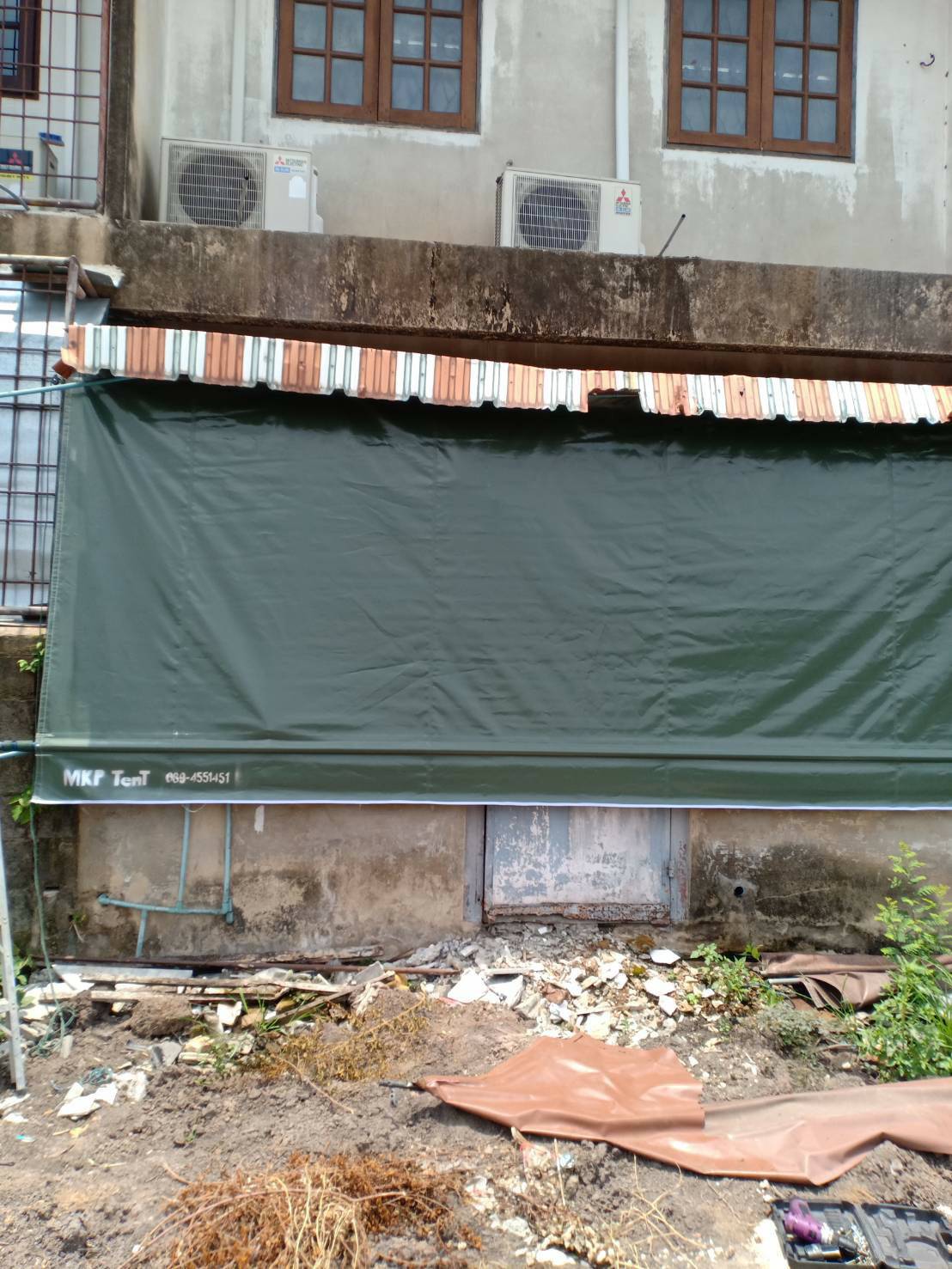 ผ้าใบชักรอก กว้าง 6เมตร สูง 5มตร (ไม่รวมเสาค้ำ) กันสาดผ้าใบ ชักรอกผ้าใบ ผ้าใบม้วนขึ้นลง ผ้าใบม้วนเก็บได้ ผ้าใบตลาดนัด มีทุกสี 6m x 5m