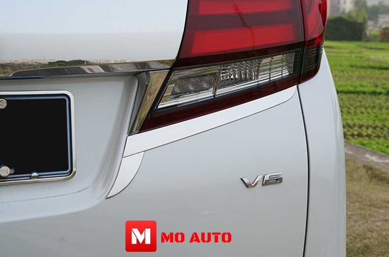 คิ้วไฟท้าย ALPHARD MC