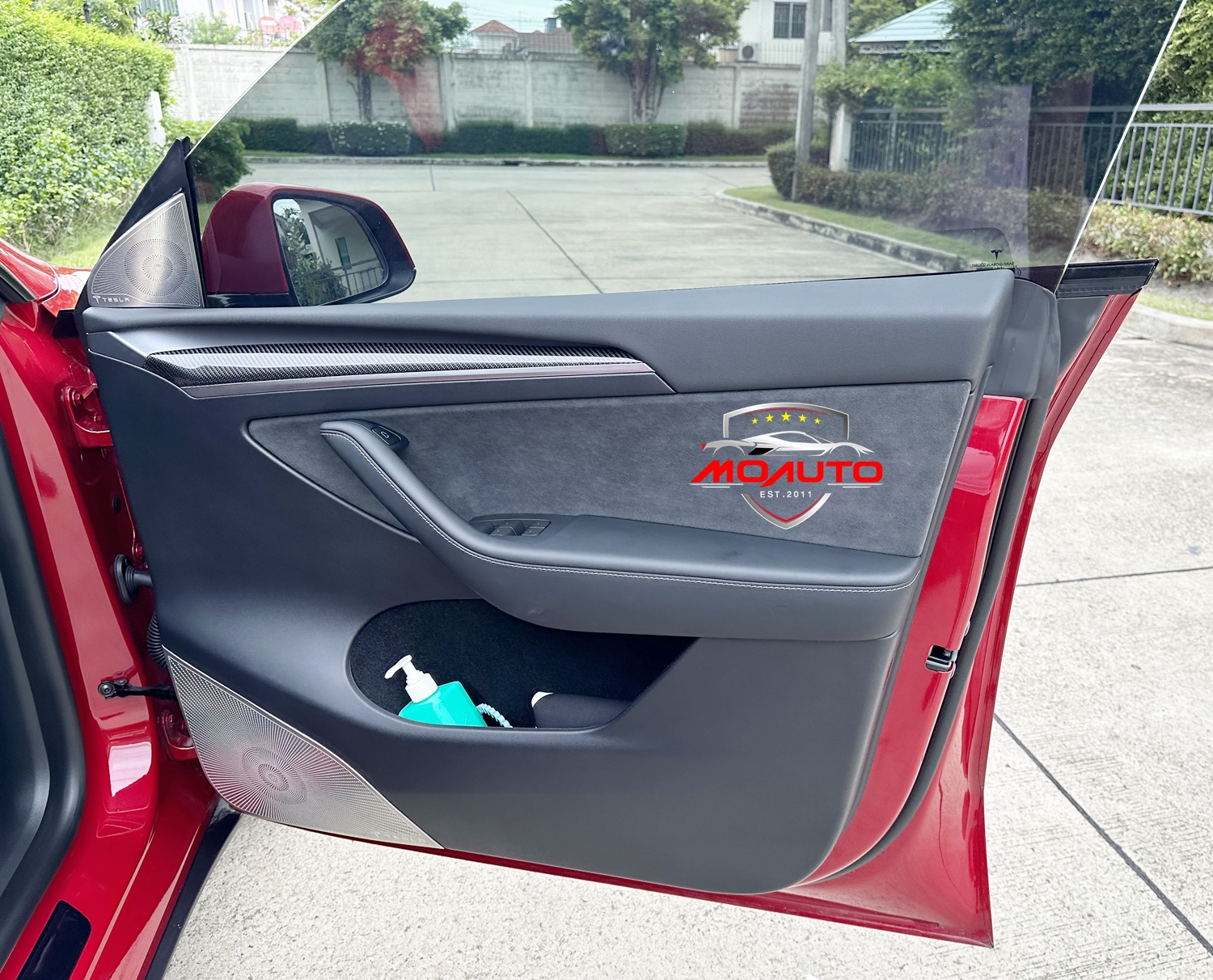 คอนโซลหน้าคาร์บอนแท้ Tesla Model 3