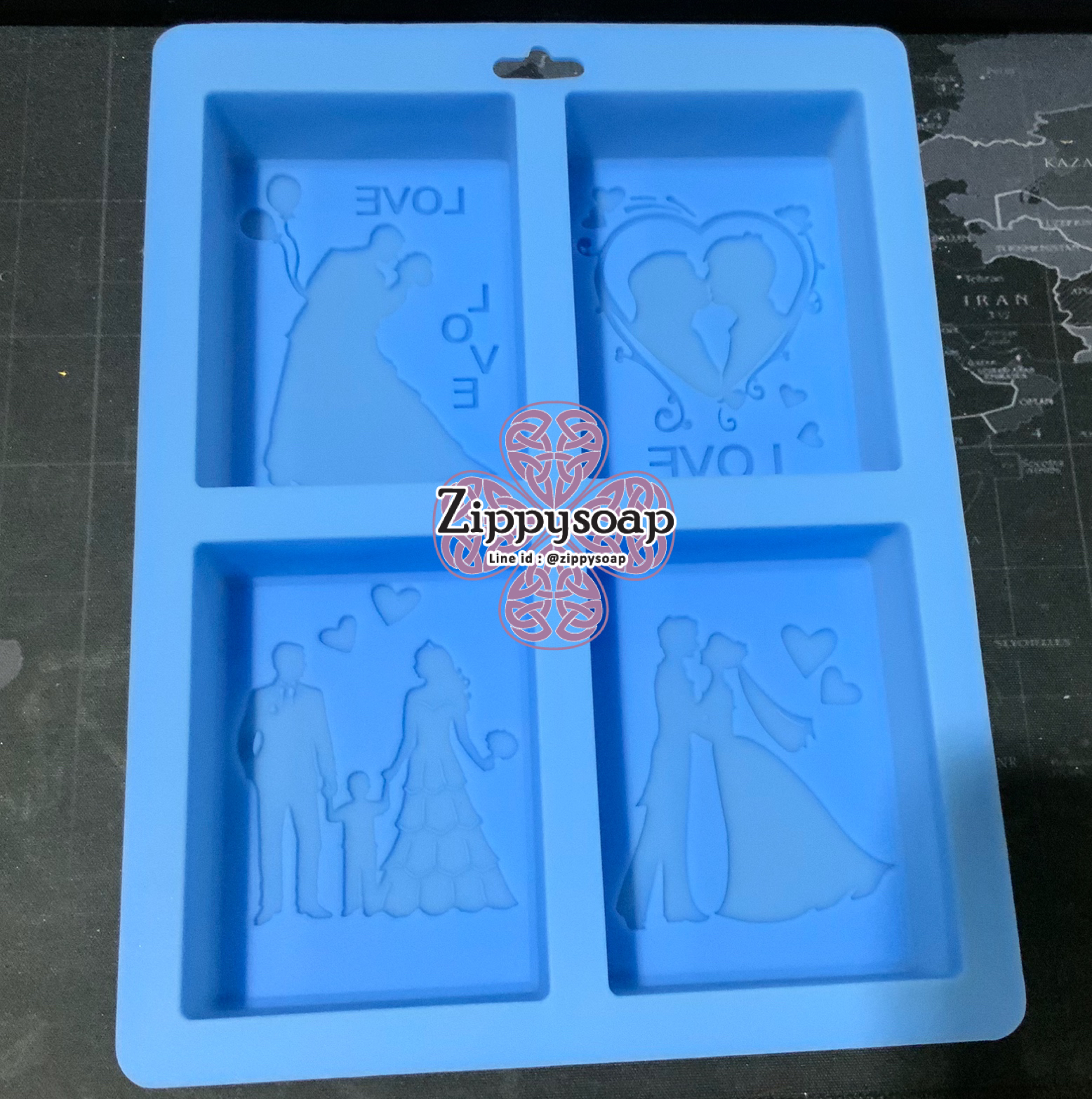 แม่พิมพ์ซิลิโคน สี่เหลี่ยมคู่รัก 6*8*2.5 cm 140 g006512