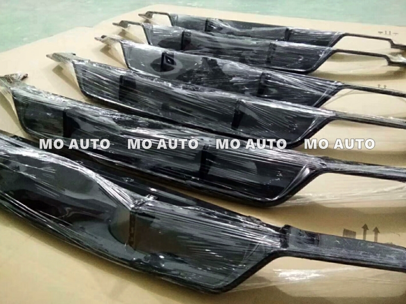 ลิ้นหลัง BMW Series 5 G30 ดำเงา