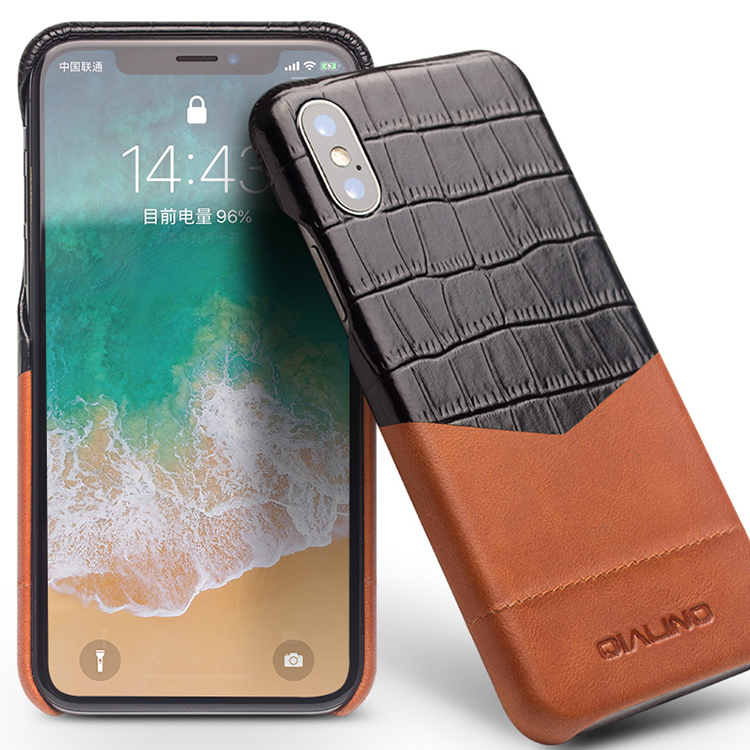 Case iPhone X, iPhone XS # Pre-Order * QIALINO ทำจากหนังแท้พรีเมี่ยม เนื้อจระเข้ที่ละเอียดอ่อนเพื่อการสัมผัสที่สะดวกสบาย *