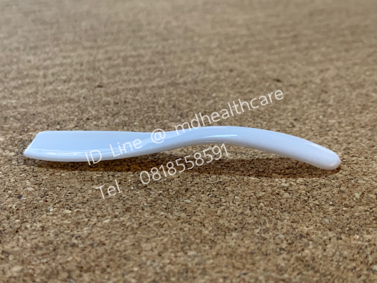 ไม้พายพลาสติก ไม้พายตักครีม ขนาด7.2*1.5cm.(100ชิ้น/ชิ้นละ1.5฿)