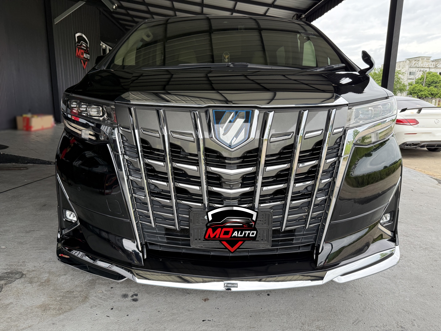 ชุดแต่งรอบคัน ALPHARD 30 HYBRID X ทรง Modellista