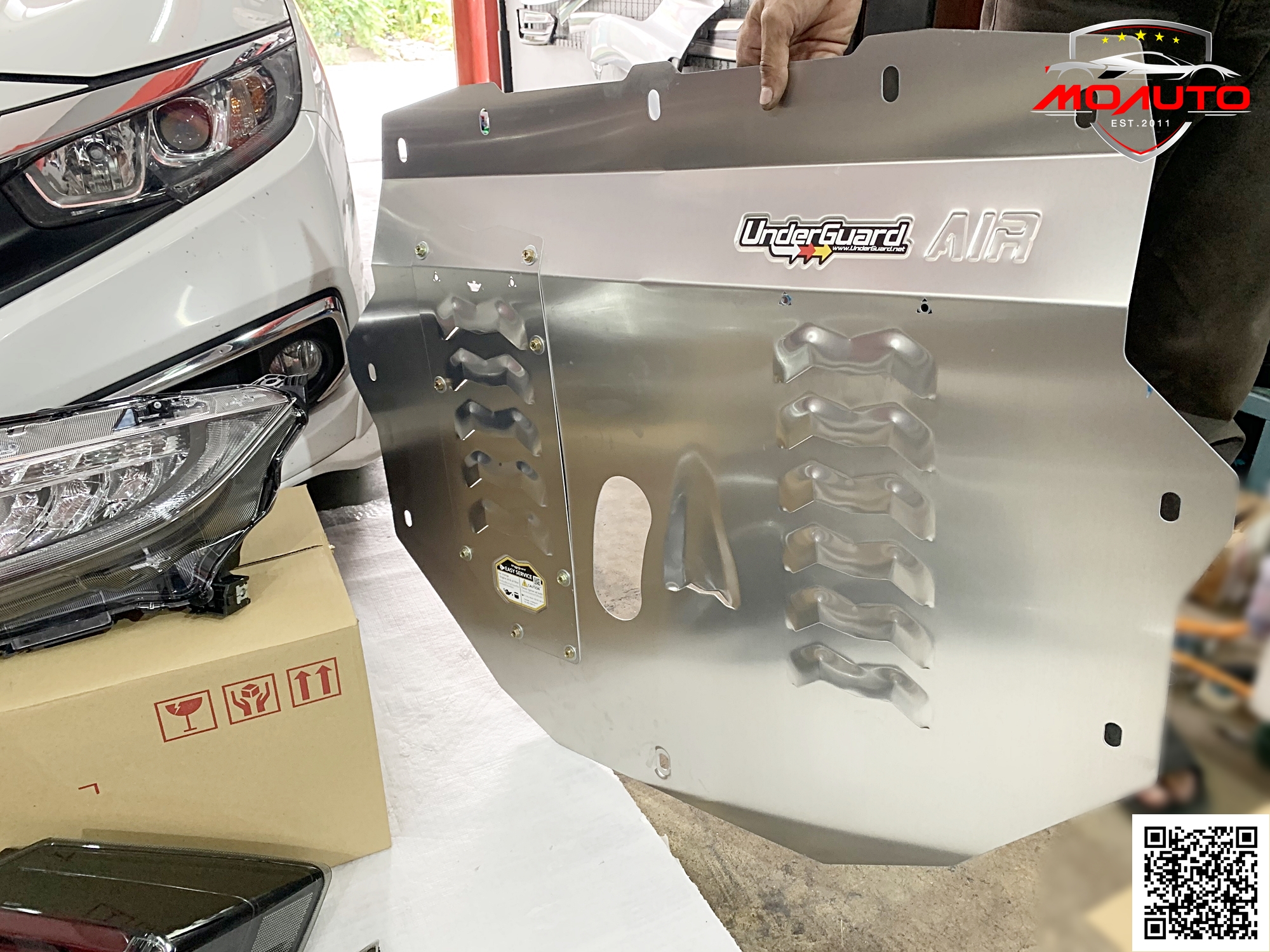 แผ่นปิดกันกระแทกใต้ห้องเครื่อง อันเดอร์การ์ด ( UnderGuard ) CIVIC FC / FK