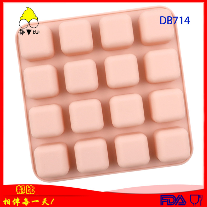 แม่พิมพ์ซิลิโคน สี่เหลี่ยมมน เล็ก 2.5*2.5*2 cm 10 g 1 ชิ้น 005441