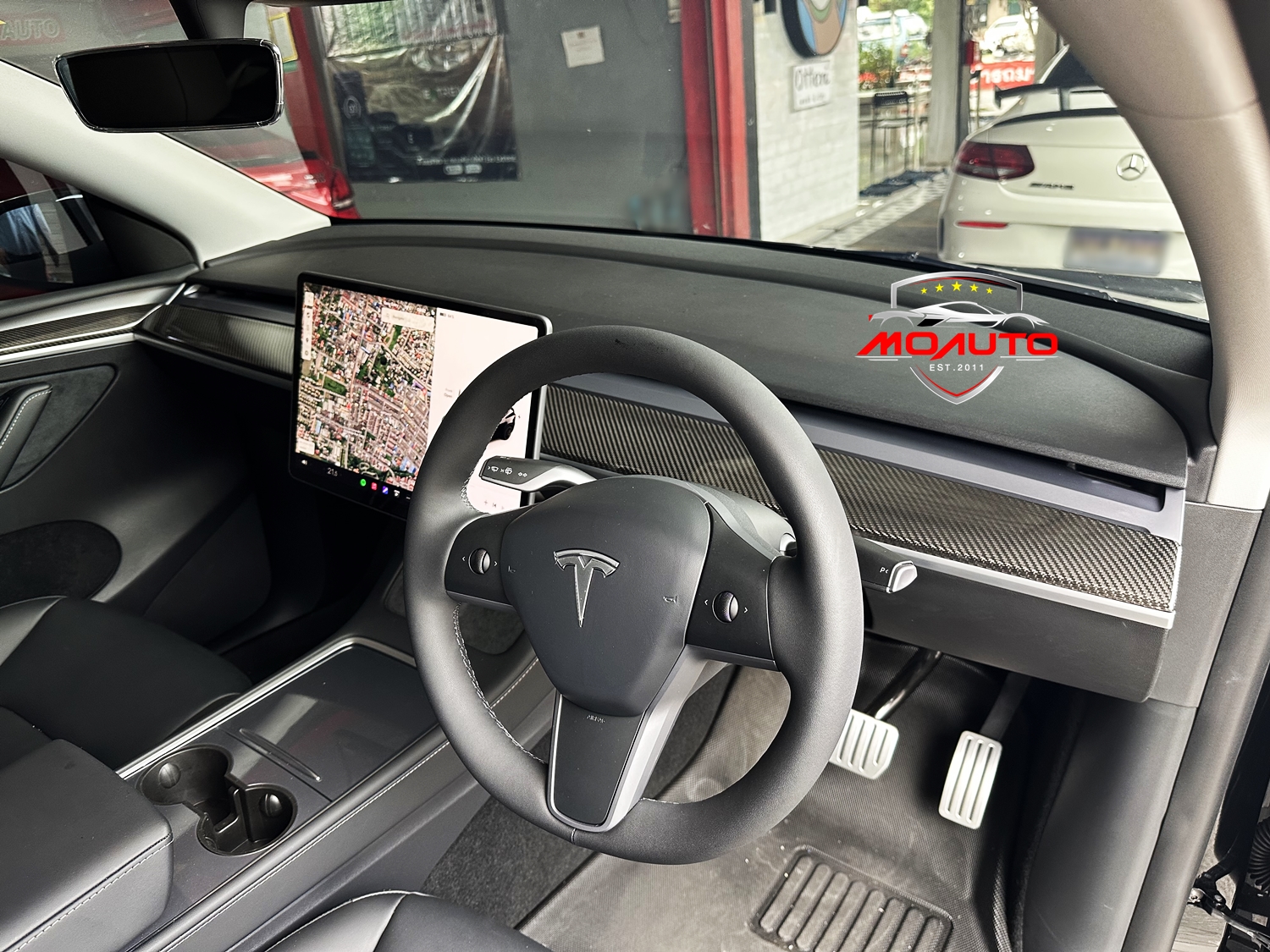 คอนโซลหน้าคาร์บอนแท้ Tesla Model 3