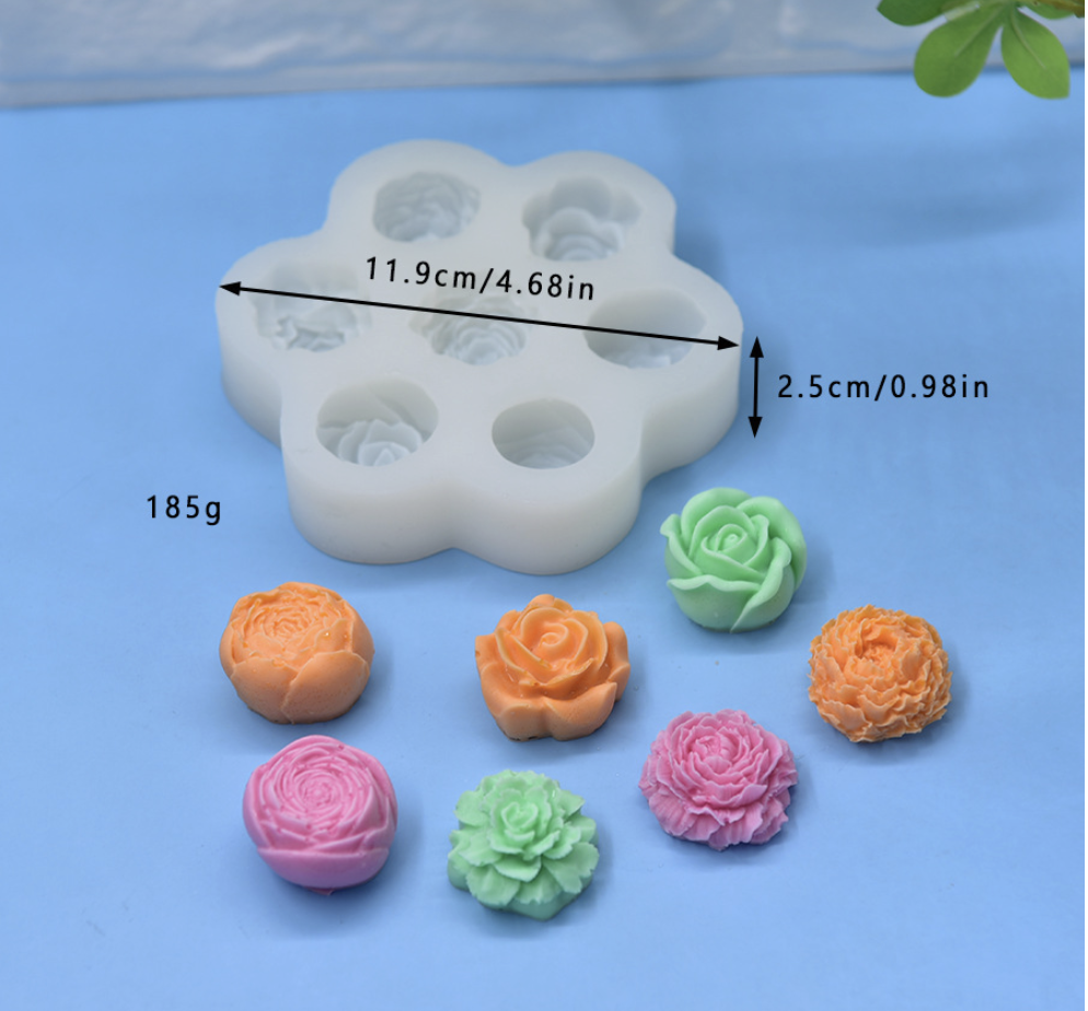 แม่พิมพ์ซิลิโคน ดอกไม้รวมเล็ก ตกแต่ง 1 ชิ้น 7ช่อง 10 g 2.5*2 cm 005460