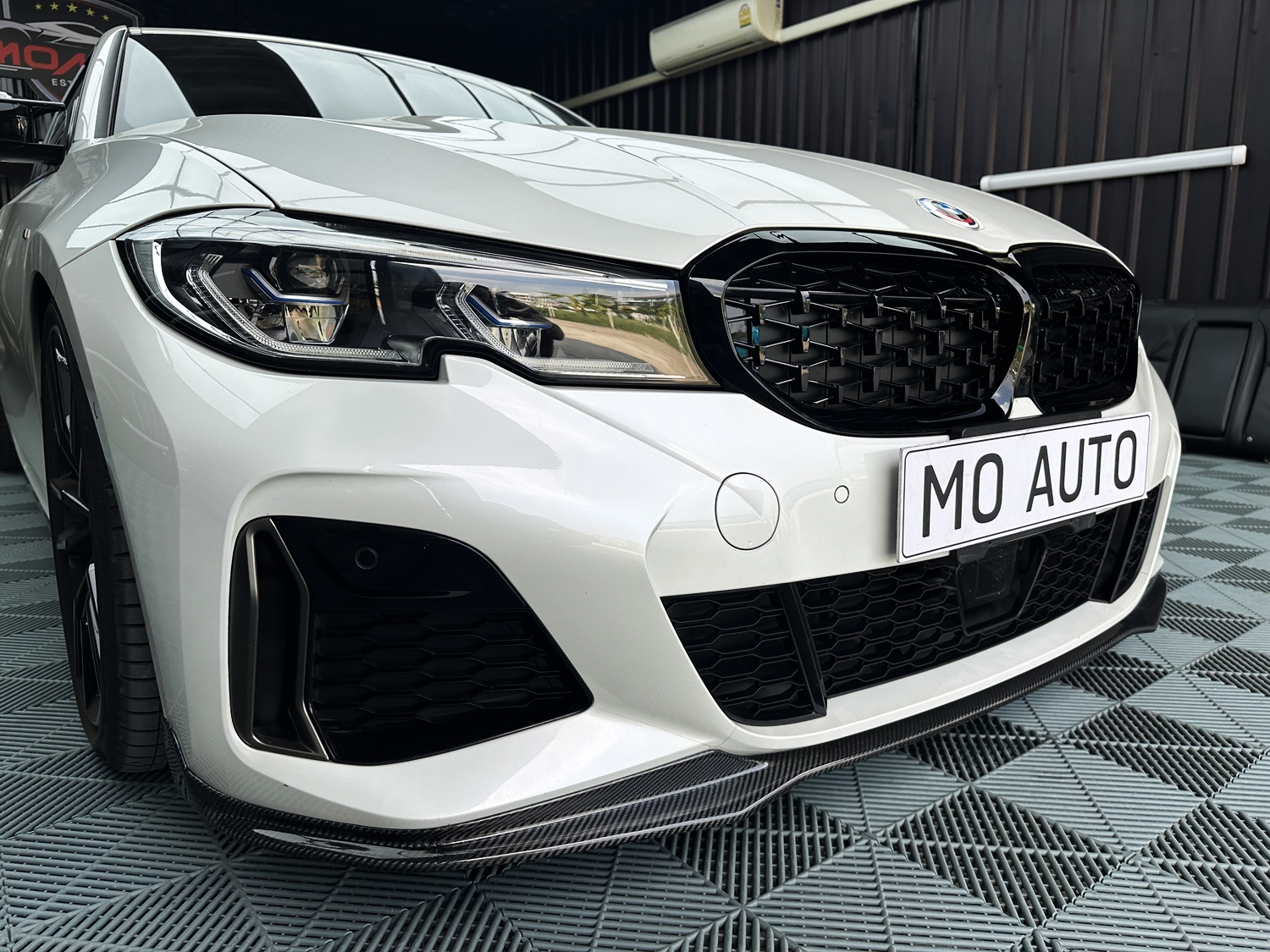 ลิ้นหน้า BMW G20 ทรง MP2