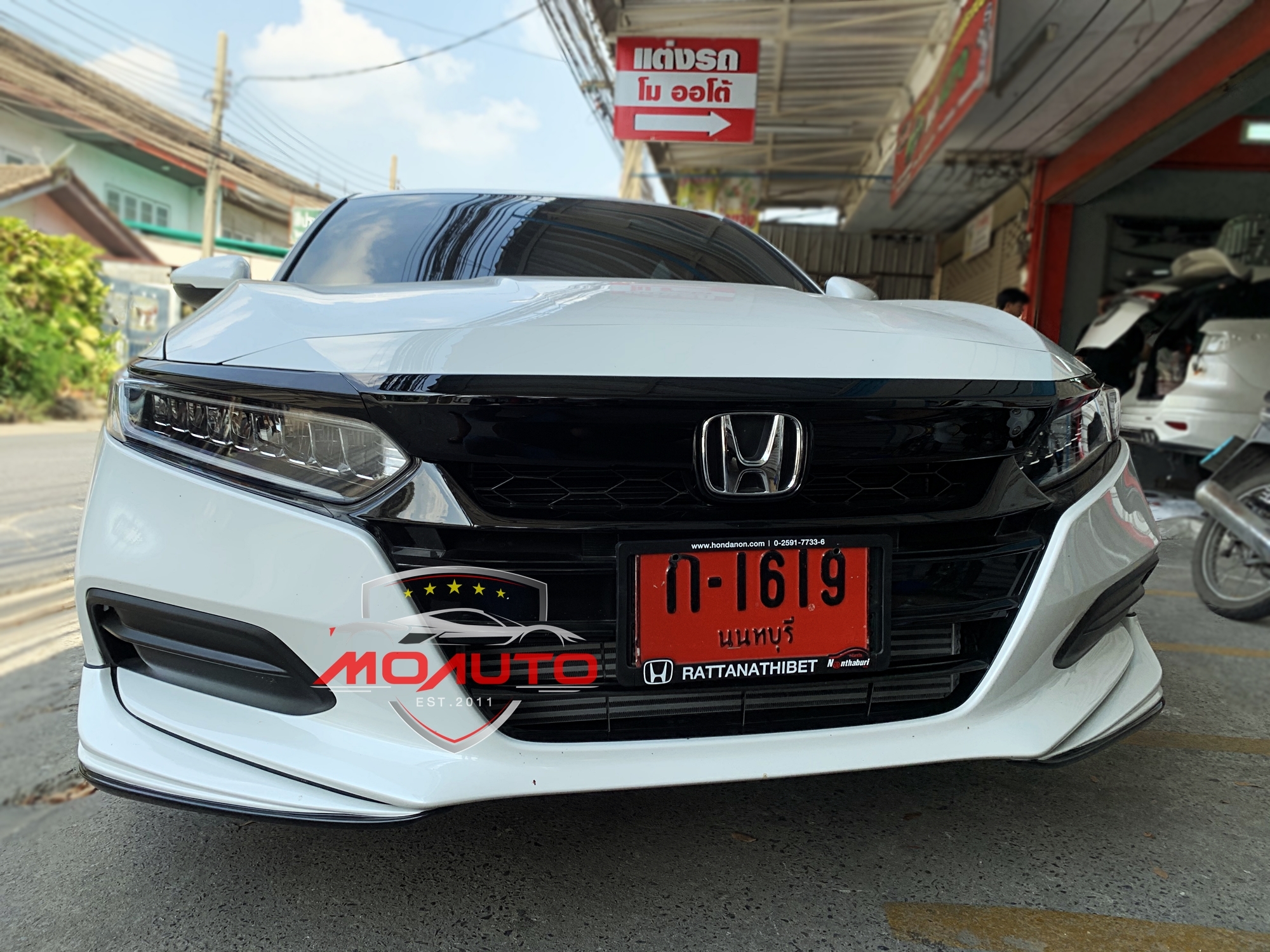 ครอบกระจังหน้าบนดำเงา ACCORD G10