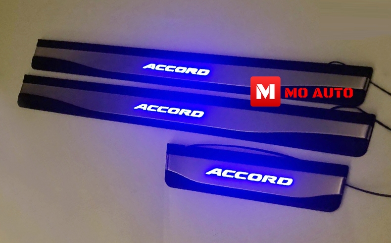 สคับเพลท LED กันรอยชายบันได ACCORD G10