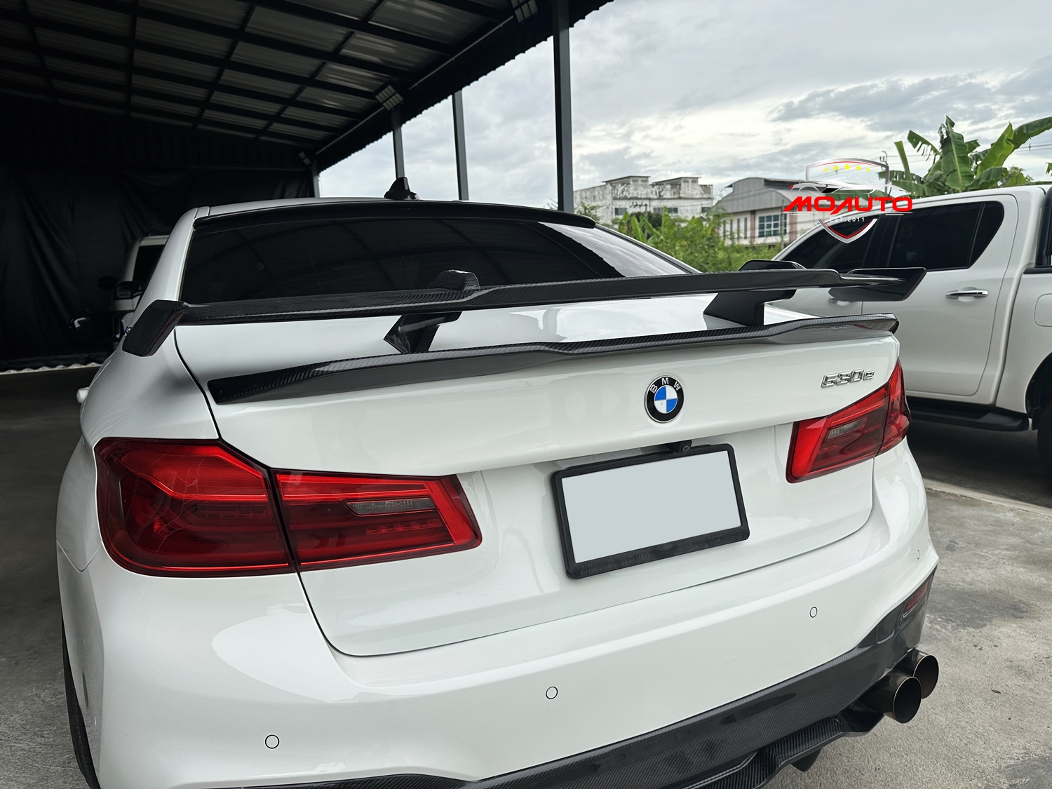 สปอยเลอร์ฝากระโปรงท้ายคาร์บอน BMW SERIES 5 G30 ทรง MP ปีกยก