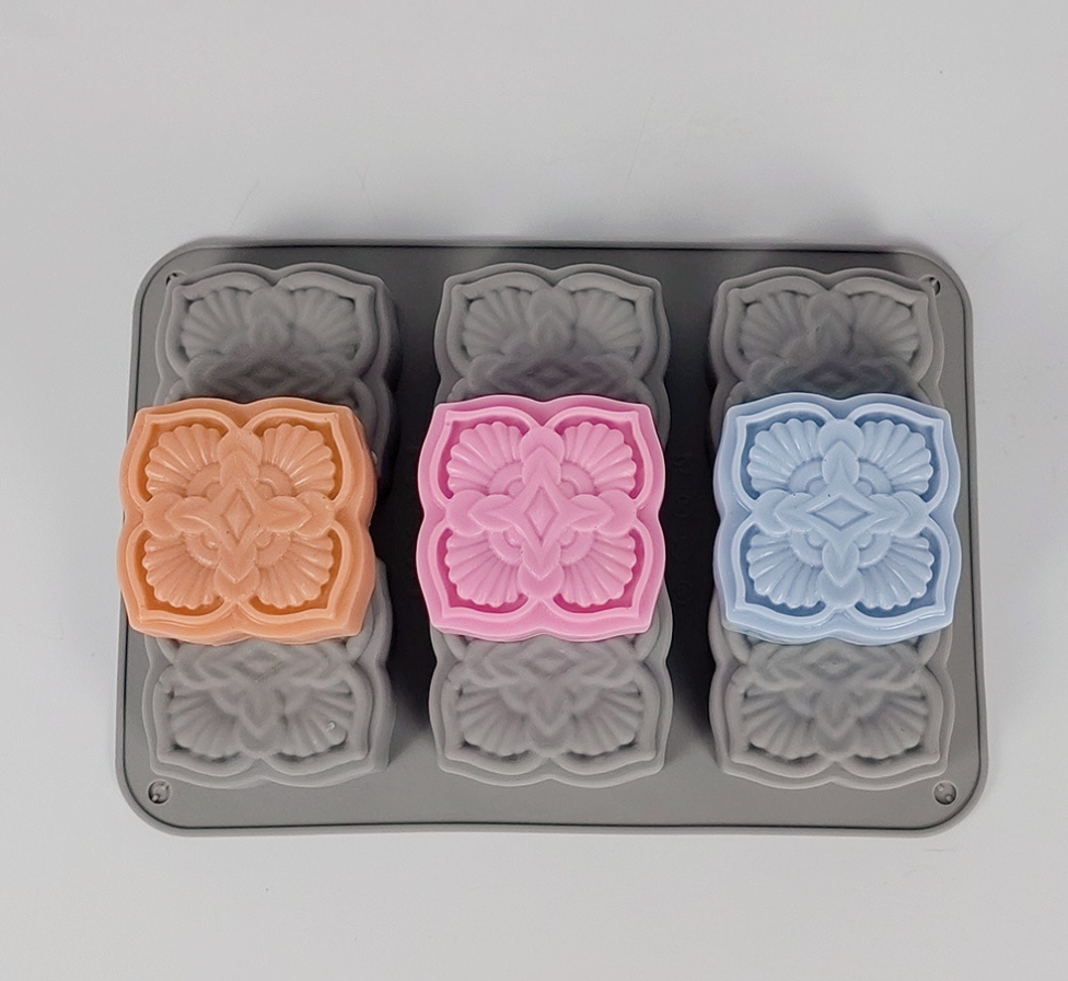 แม่พิมพ์ซิลิโคนสี่เหลี่ยมวินเทจ 6 ช่อง 5.5*5.5*2.5 cm 70g 005718