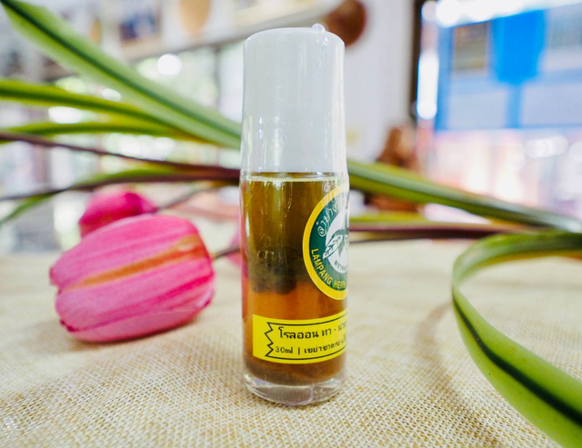 โรลออน ทา-นวด-ปวด-หาย ; ปริมาตร 30 ml. (ขวดหัวลูกกลิ้งใหญ่ ; แพ็คในกล่องสีน้ำตาล)