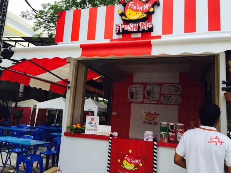 ผ้าใบชักรอก กว้าง 6เมตร สูง 5มตร (ไม่รวมเสาค้ำ) กันสาดผ้าใบ ชักรอกผ้าใบ ผ้าใบม้วนขึ้นลง ผ้าใบม้วนเก็บได้ ผ้าใบตลาดนัด มีทุกสี 6m x 5m